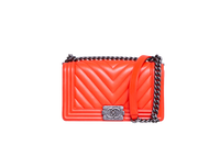 DESAPEGO JUJU NORREMOSE CHANEL BOY MEDIUM CORAL CHEVRON BLACK SILVER HDWR
