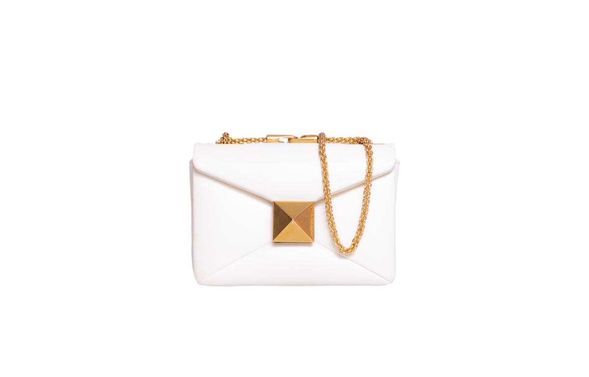 DESAPEGO JUJU NORREMOSE VALENTINO ONE STUD OFF WHITE