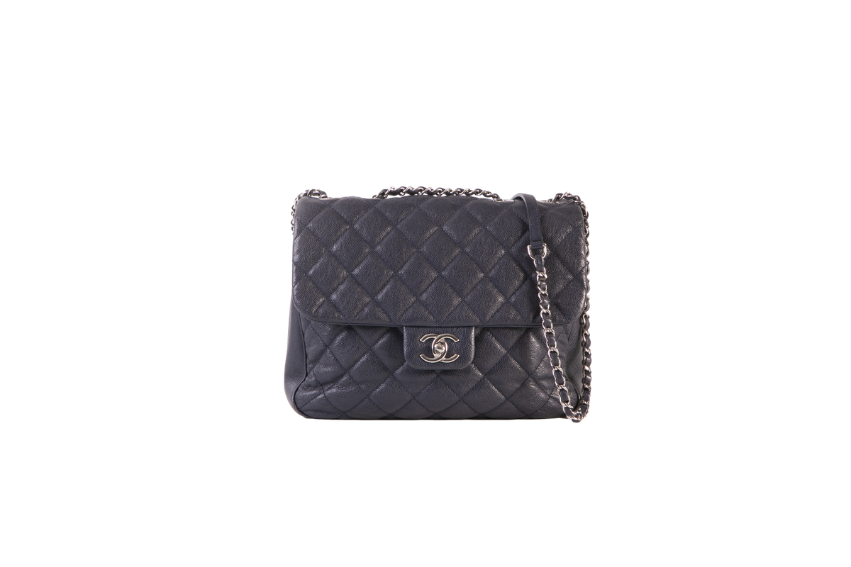 CHANEL CAVIAR MEDIUM URBAN FLAP NAVY