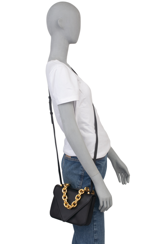 BOTTEGA VENETA MOUNT BAG BLACK LEATHER CHAIN