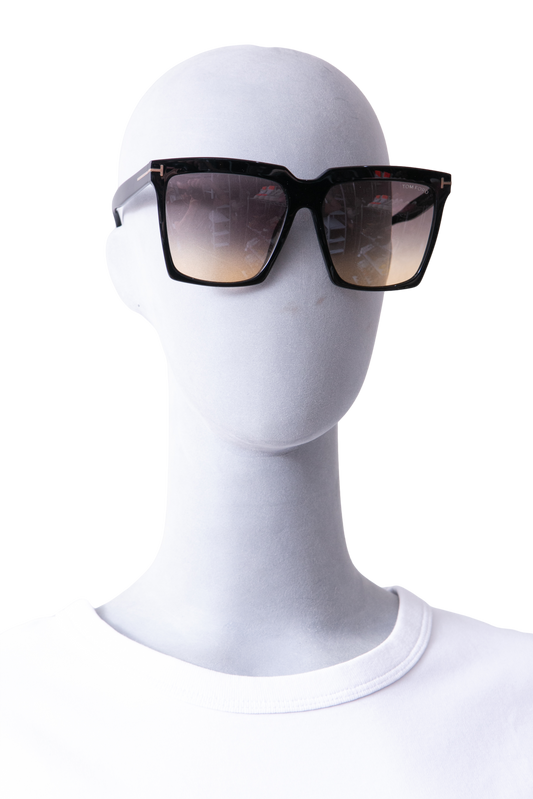 TOM FORD SABRINA SQUARE GRADIENT BLACK