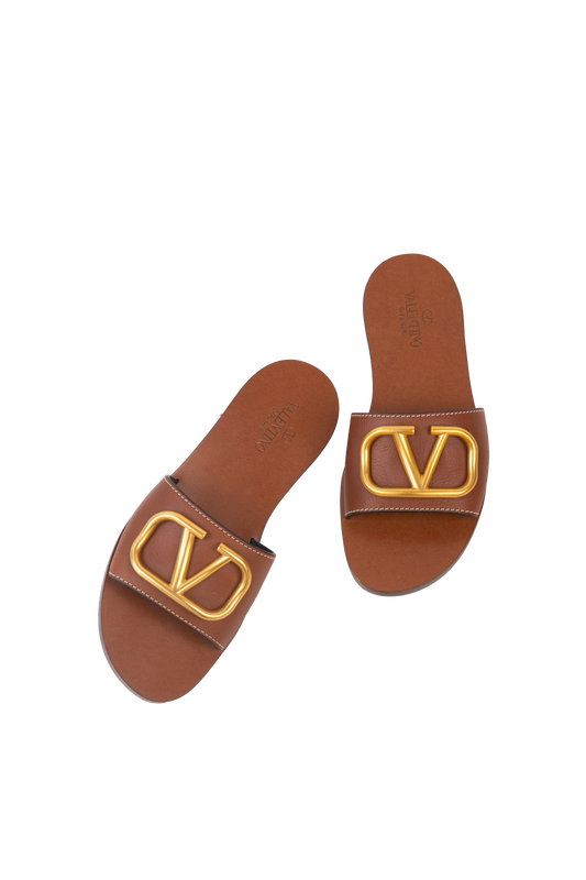 DESAPEGO MARI SAMPAIO VALENTINO FLAT CARAMEL