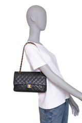 CHANEL CLASSIC MEDIUM DOUBLE FLAP CAVIAR BLACK - GOLD HDWR