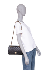 CHANEL CLASSIC MEDIUM DOUBLE FLAP CAVIAR BLACK - GOLD HDWR