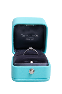 TIFFANY & CO. PLATINUM DIAMOND SETTING ENGAGEMENT RING-0.27 CARAT-PROVENANCE RUSSIA - CLARITY GRADE - VVS1
