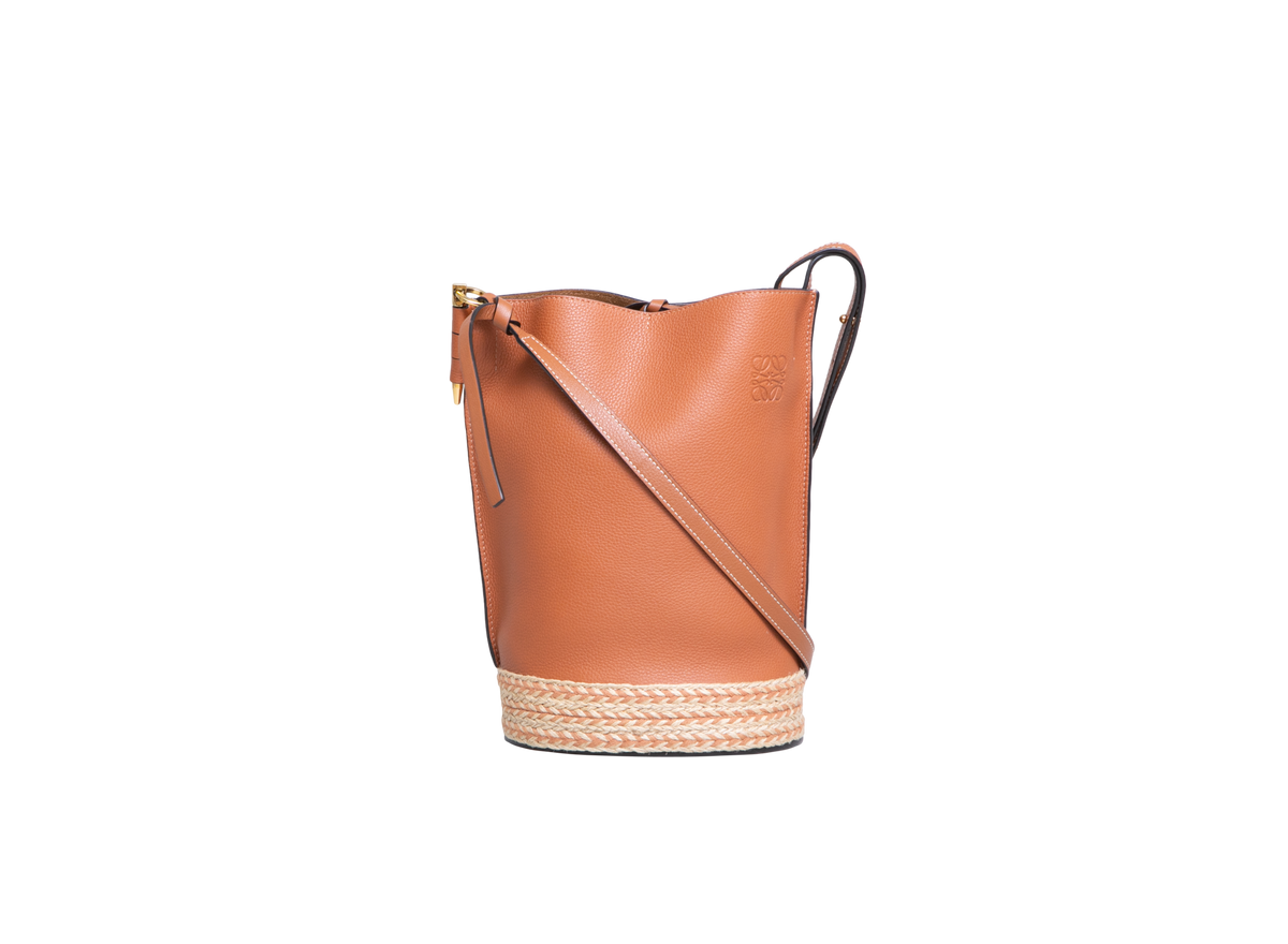 LOEWE GATE BUCKET TAN & RAFFIA