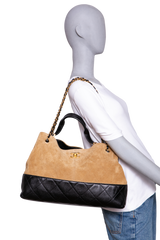 CHANEL 25 A COCO SUEDE CALFSKIN COCO BASE SHOPPING BEIGE/BLACK SUEDE E LEATHER