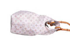 LV ATLANTIS TOTE MONOGRAM OFF WHITE