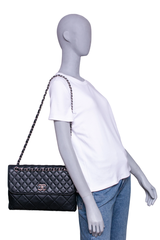 CHANEL THE BUSINESS FLAP BAG QUILTED BLACK