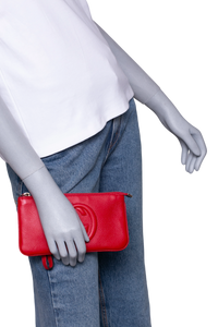GUCCI CLUTCH WRISTLET SOHO RED