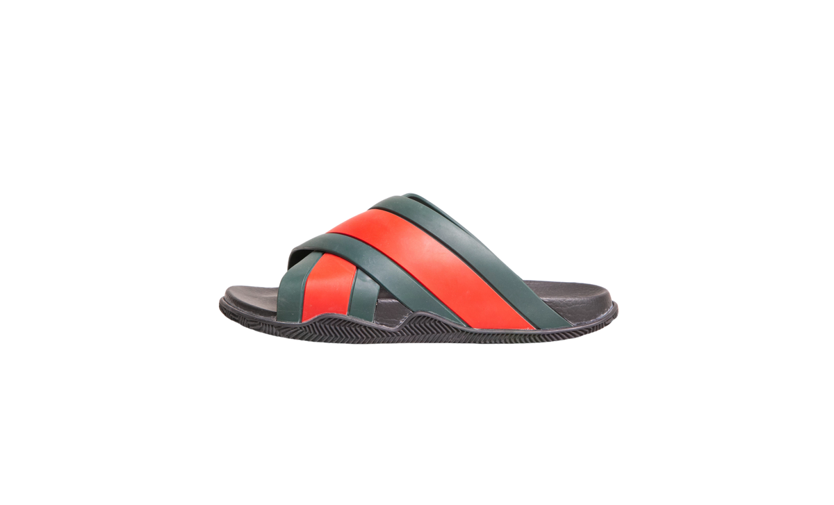 GUCCI SLIDE CRISS CROSS RUBBER WEB BLACK - 41/42 BR
