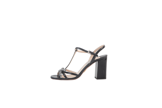 DESAPEGO THASSIA NAVES PRADA SANDAL BLACK AND SILVER VERNIS STRAPS