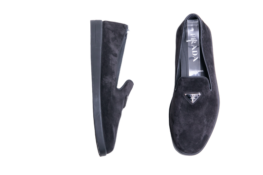 PRADA LOAFER LOGO PLAQUE SUEDE BLACK - 39 1/2 BR