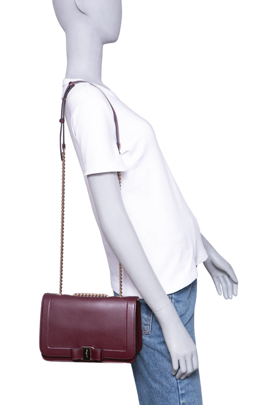 FERRAGAMO VARA SHOULDER BAG WINE