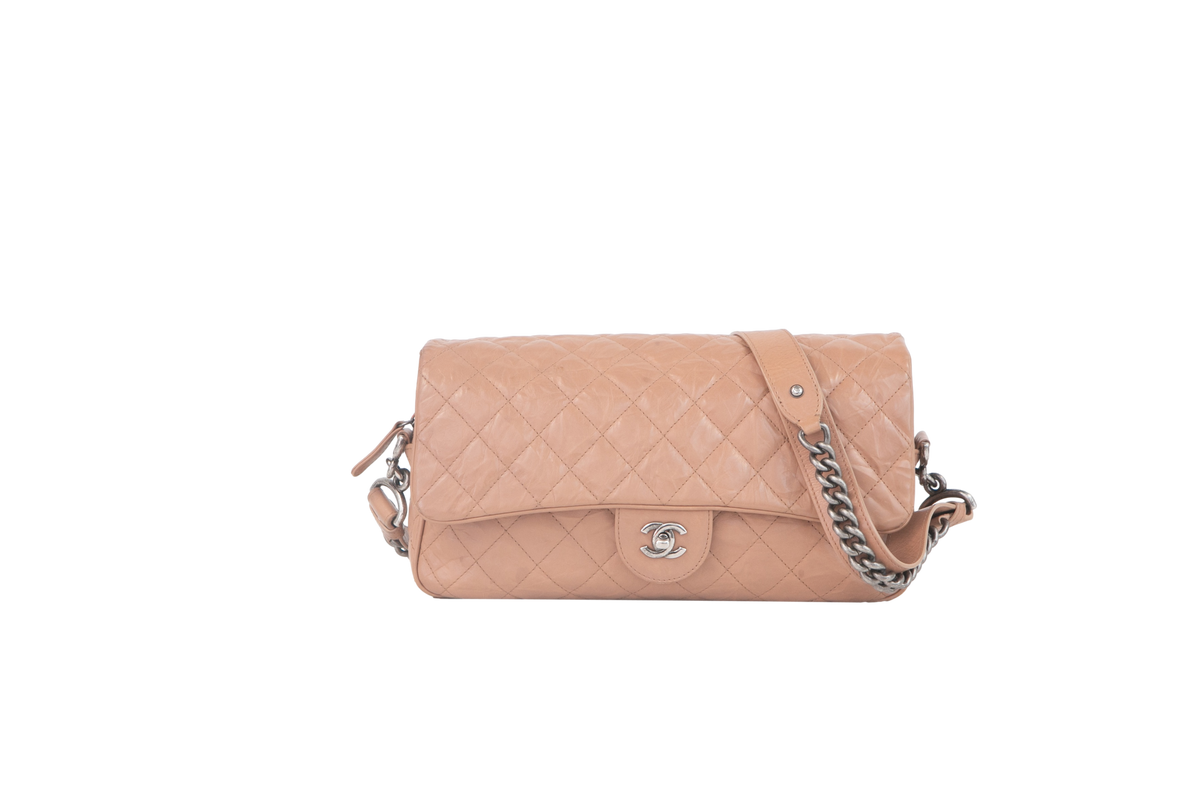 CHANEL CAMERA FLAP BAG LAMBSKIN LIGHT BR