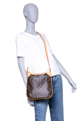 LV ODEON PM MONOGRAM - 2012