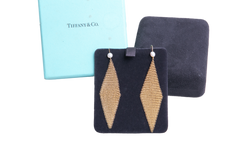 TIFFANY & CO. ELSA PERETTI PEAR YELLOW GOLD MESH EARRINGS