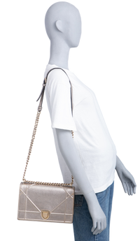 DIOR DIORAMA GRAINED SMALL PALE GOLD