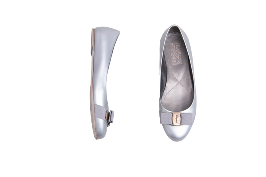 FERRAGAMO SAPATILHA VARA BOW SILVER - 36 1/2 BR