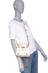 VALENTINO ROMAN STUD TOP HANDLE WHITE