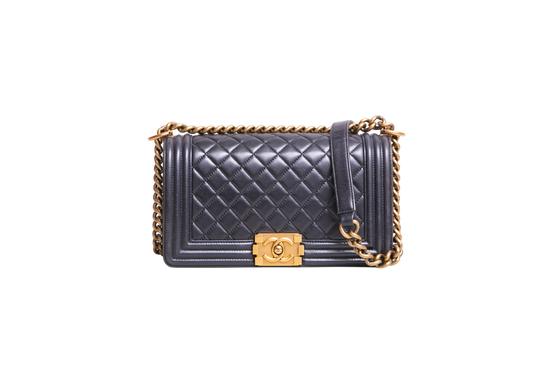 CHANEL BOY MEDIUM LAMBSKIN BLACK - GOLD HDWR