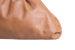 BOTTEGA THE POUCH LEATHER LIGHT CARAMEL