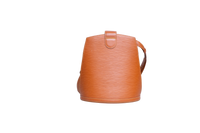 LV CLUNY BUCKET EPI CARAMEL