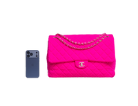 CHANEL CLASSIC FLAP MAXI MATELASSÊ NEON PINK