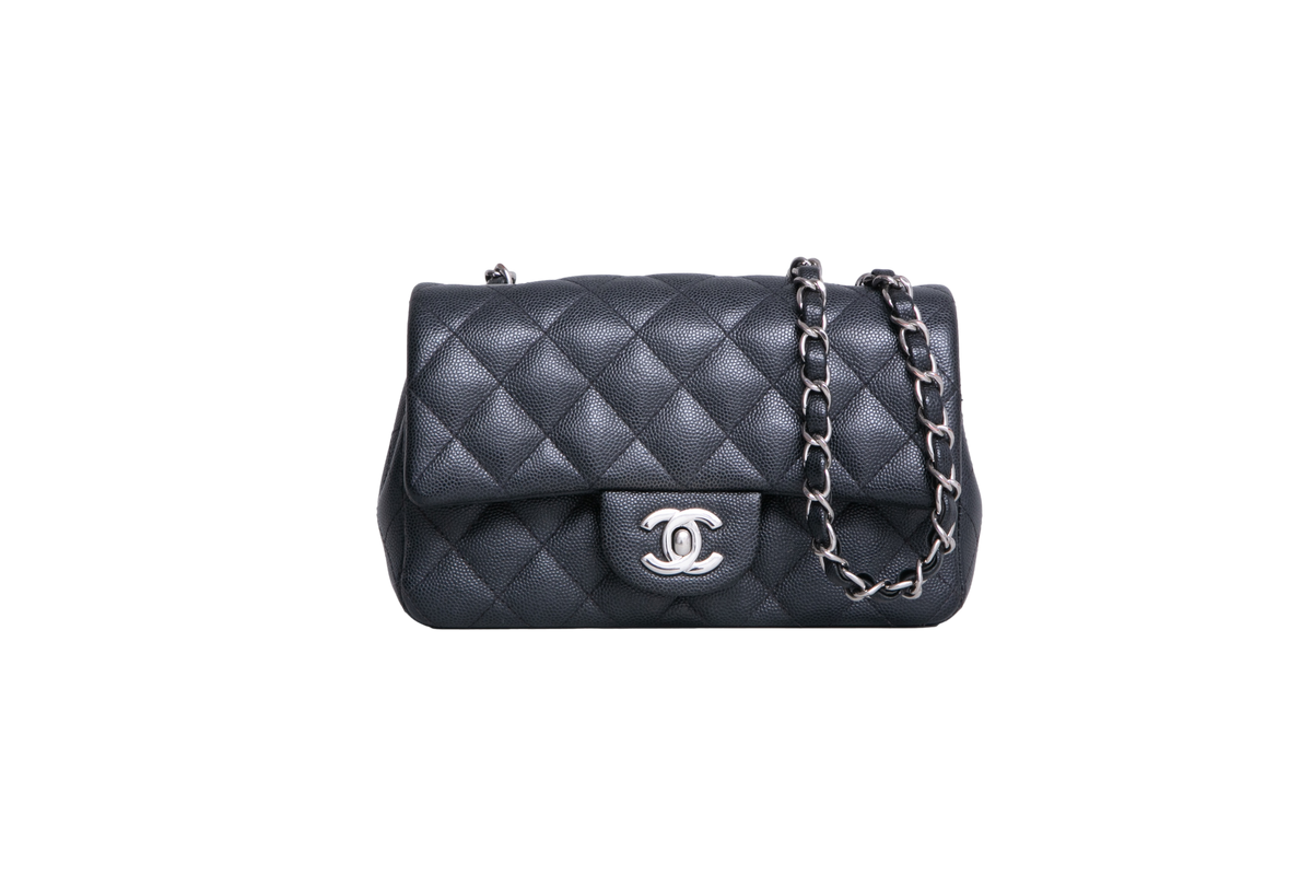 DESAPEGO RAYZA NICACIO CHANEL CLASSIC RECTANGLE FLAP CAVIAR BLACK
