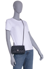 DESAPEGO RAYZA NICACIO CHANEL CLASSIC RECTANGLE FLAP CAVIAR BLACK