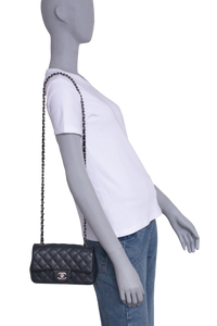 DESAPEGO RAYZA NICACIO CHANEL CLASSIC RECTANGLE FLAP CAVIAR BLACK