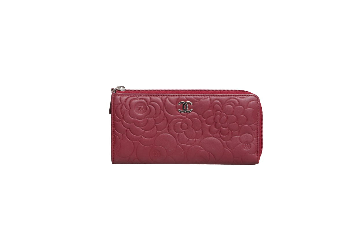 DESAPEGO TATIANA PILÃO CHANEL WALLET LONG RED CAMELIA ZIP