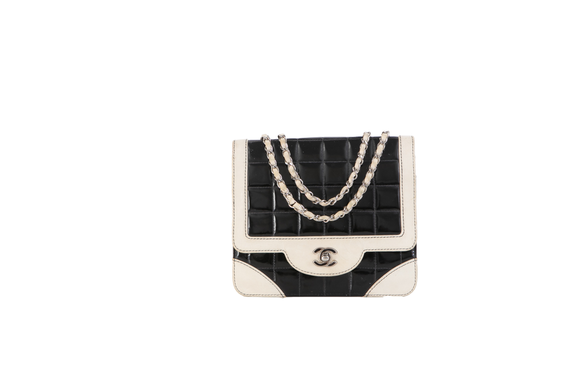 CHANEL PATENT SPLICING SHEEPSKIN B&W