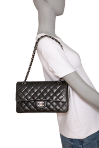 CHANEL CLASSIC DOUBLE FLAP MEDIUM LAMBSKIN BLACK -  SILVER HDWR