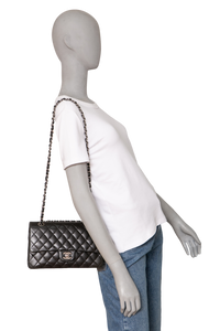 CHANEL CLASSIC DOUBLE FLAP MEDIUM LAMBSKIN BLACK -  SILVER HDWR