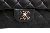 CHANEL CLASSIC DOUBLE FLAP MEDIUM LAMBSKIN BLACK -  SILVER HDWR