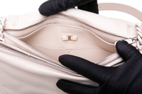 FERRAGAMO VIVA BOW PADDED OFF WHITE