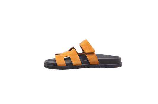 DESAPEGO ANNA FASANO HERMÈS SANDAL CHYPRE SUEDE NATUREL - 37 BR