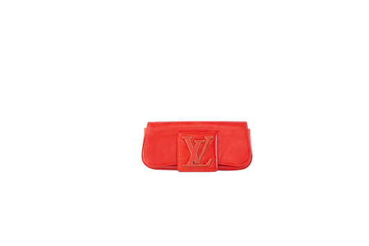 LV SOBE CLUTCH PATENT GRENADINE