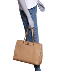 FERRAGAMO VARA BOW DOUBLE HANDLE TOTE BEIGE