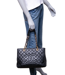 CHANEL GRAND SHOPPING TOTE (GST) CAVIAR BLACK