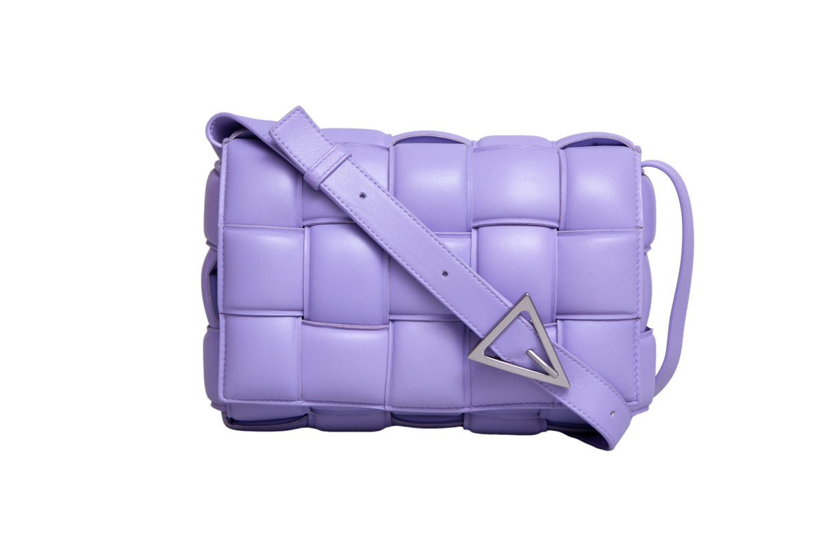 BOTTEGA PADDED CASSETTE LEATHER LILAC