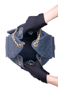CHANEL 25 MEDIUM CANVAS QUILTED DARK BLUE