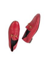 DESAPEGO THASSIA NAVES GUCCI LOAFER COURO RED