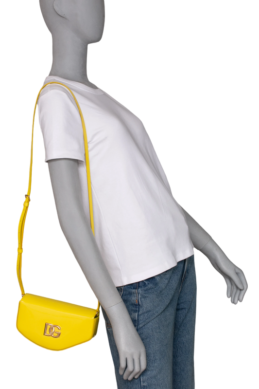 DG SNAP CLUTCH MOON PATENT YELLOW