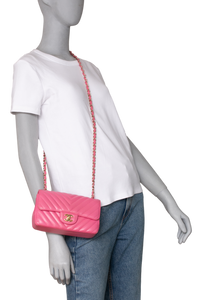 DESAPEGO DANDYNHA BARBOSA CHANEL CLASSIC MINI SF LAMBSKIN PINK