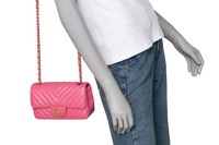 DESAPEGO DANDYNHA BARBOSA CHANEL CLASSIC MINI SF LAMBSKIN PINK