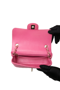 DESAPEGO DANDYNHA BARBOSA CHANEL CLASSIC MINI SF LAMBSKIN PINK