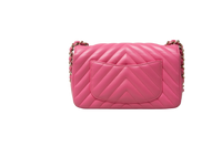 DESAPEGO DANDYNHA BARBOSA CHANEL CLASSIC MINI SF LAMBSKIN PINK
