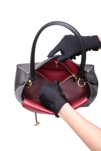 CHANEL MÉTIERS D'ART SMALL GRAINED CALFSKIN LAMBSKIN & GOLD METAL BLACK E BURGUNDY - 2026